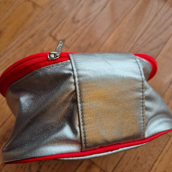 Clinique Candy Swirl Train Case Round Makeup Travel Case - Picture 3 of 11